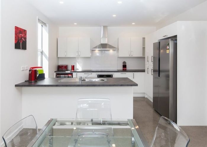  at R6 - 3/32 Dickens St, Addington, Christchurch City, Canterbury