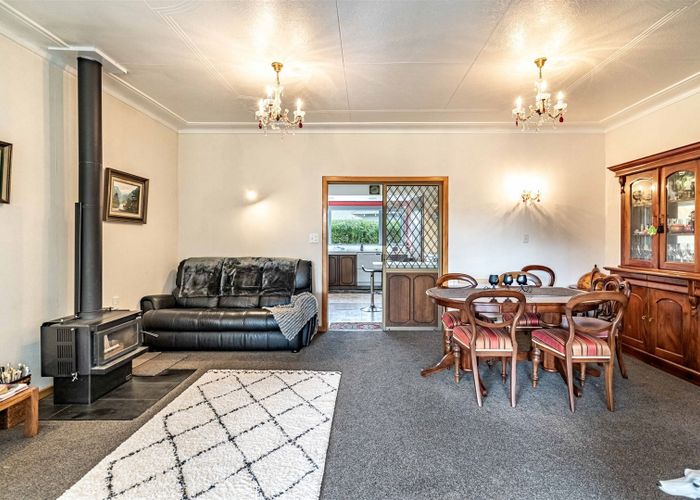  at 6 Hull Street, Riversdale, Riversdale