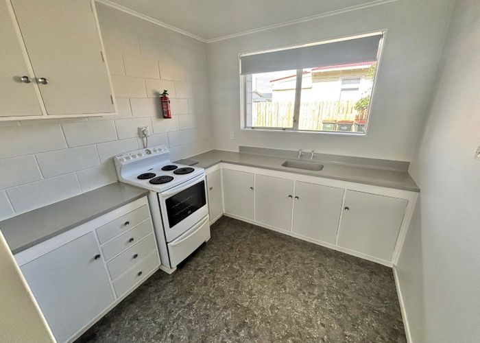  at 2/46 Awamutu Grove, Waiwhetu, Lower Hutt, Wellington