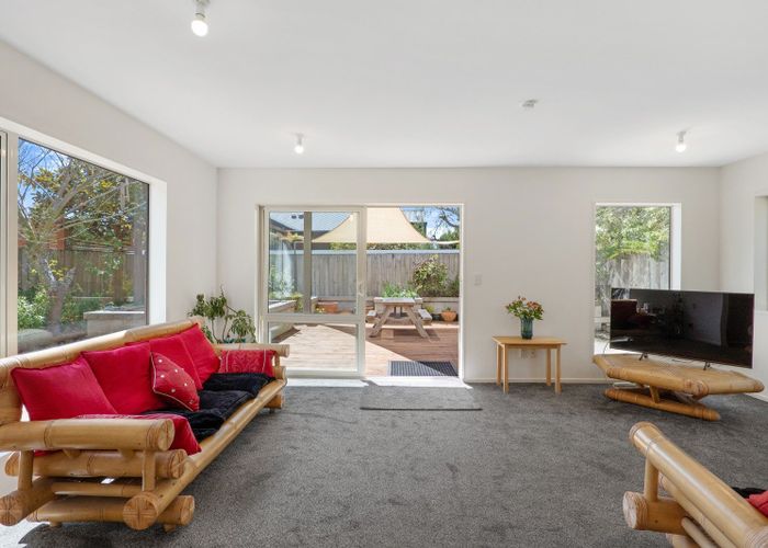  at 33 Van Asch Street, Sumner, Christchurch City, Canterbury