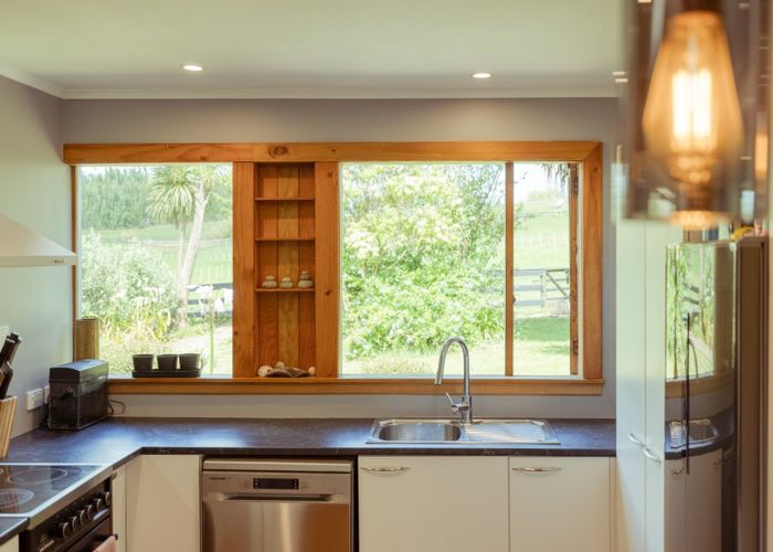  at 295 Taupaki Road, Henderson
