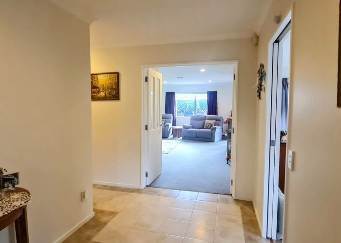 at 5 Manhattan Court, Paraparaumu Beach, Paraparaumu