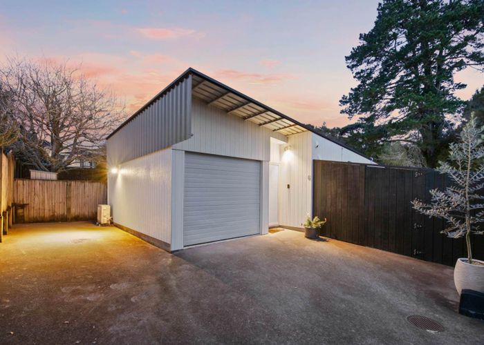  at 6 Cronin Place, Beach Haven, North Shore City, Auckland