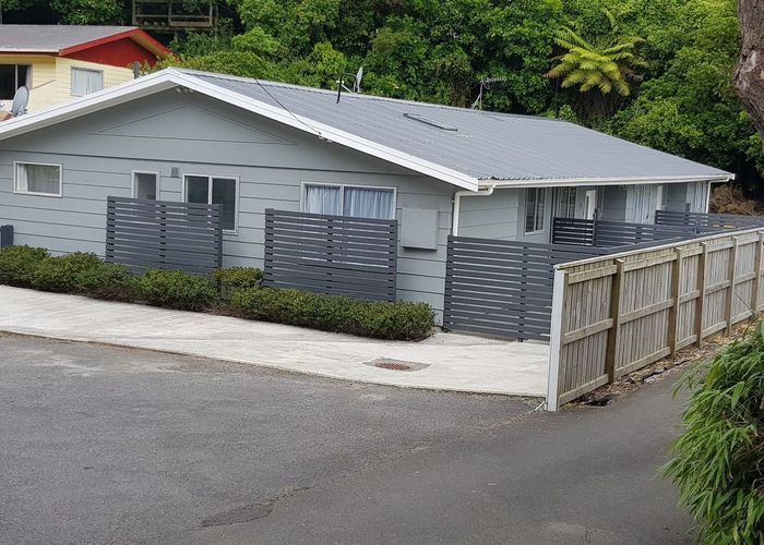 at 1/80 Airlie Road, Plimmerton, Porirua