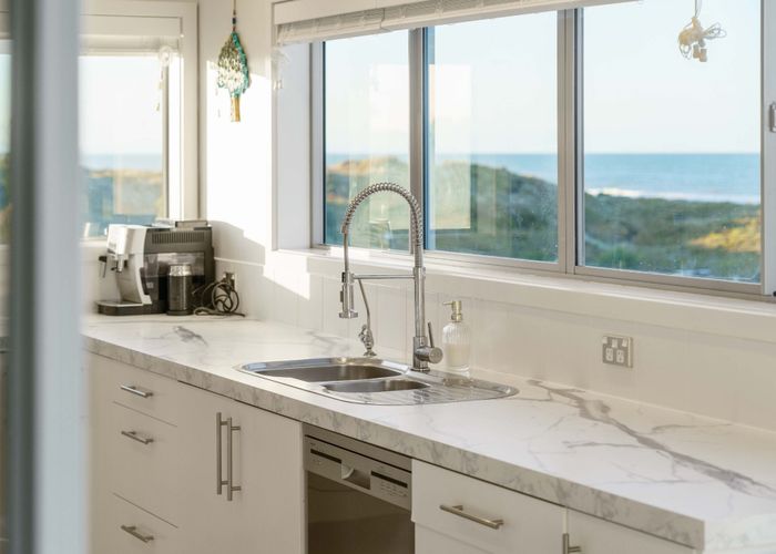  at 1011 Papamoa Beach Road, Papamoa Beach, Tauranga, Bay Of Plenty