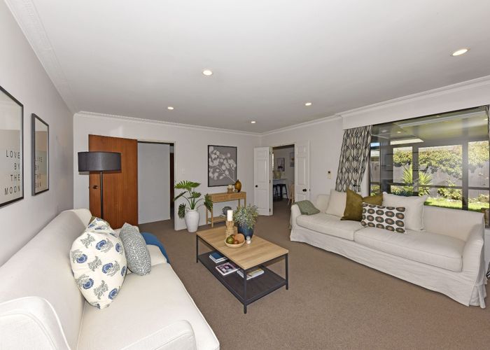  at 2/23 Broadfell Avenue, Avonhead, Christchurch