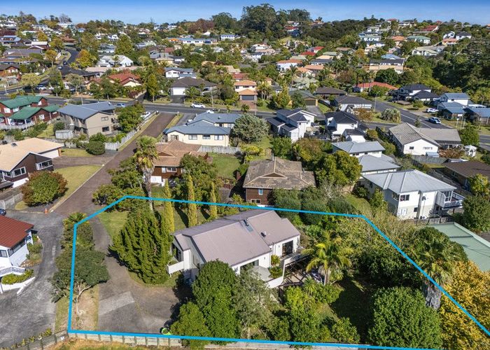  at 59 Unsworth Drive, Unsworth Heights, North Shore City, Auckland