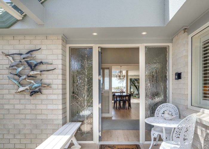  at 44 Cook Street, Howick, Manukau City, Auckland