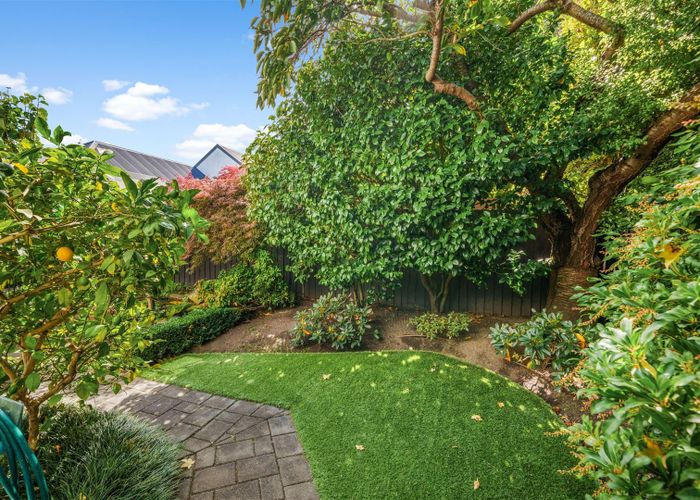  at 2/239 Maidstone Road, Avonhead, Christchurch