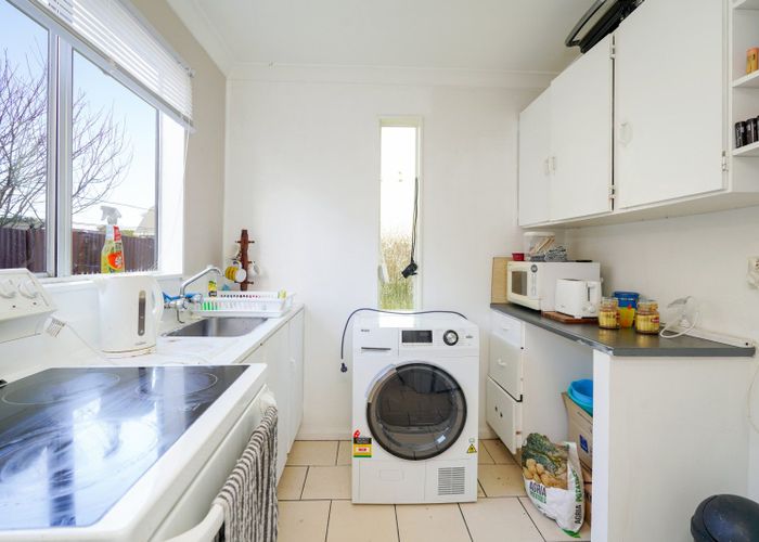  at 1/214 Crinan Street, Appleby, Invercargill