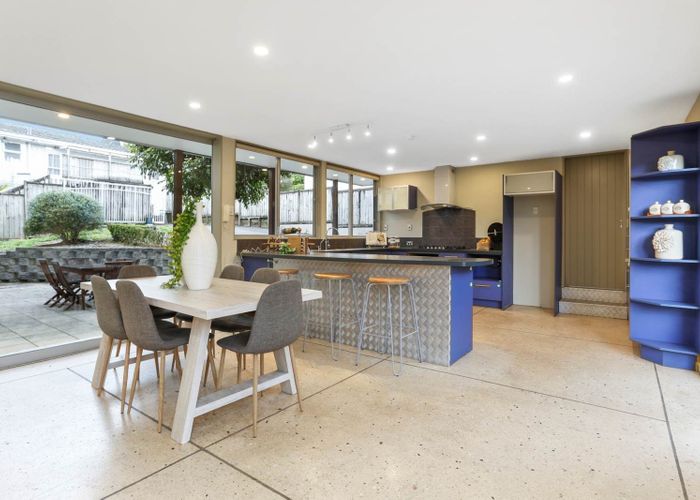 at 3F Warren Avenue, Three Kings, Auckland