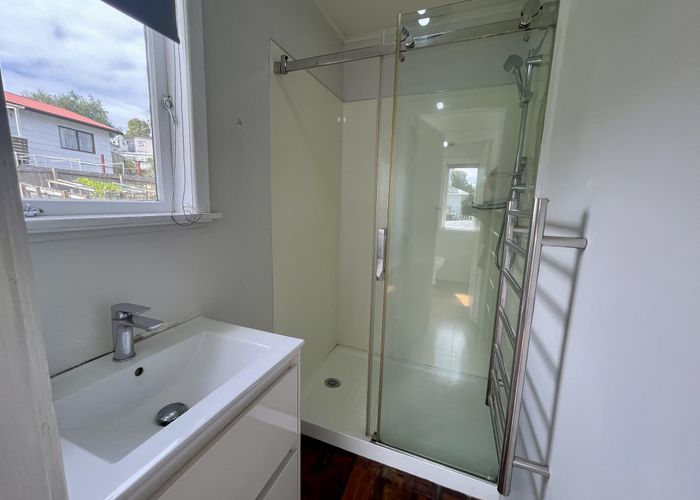  at 5/1710 Great North Road, Avondale, Auckland City, Auckland
