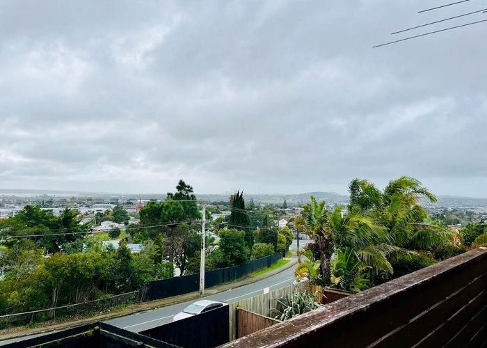  at 1/60 West Coast Road, Glen Eden, Waitakere City, Auckland