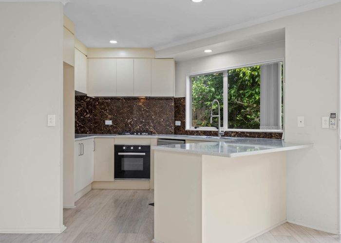  at 3/8 Saints Court, Manurewa, Manukau City, Auckland