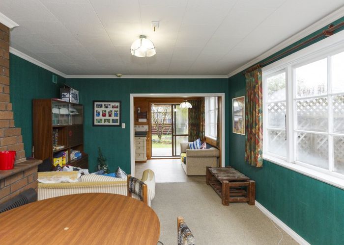  at 12 Upham Terrace, Roslyn, Palmerston North