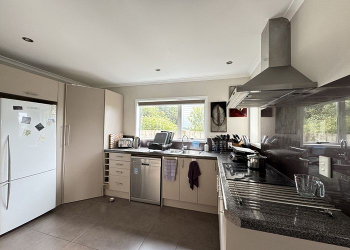  at 20 Chastudon Place, Tawa, Wellington, Wellington