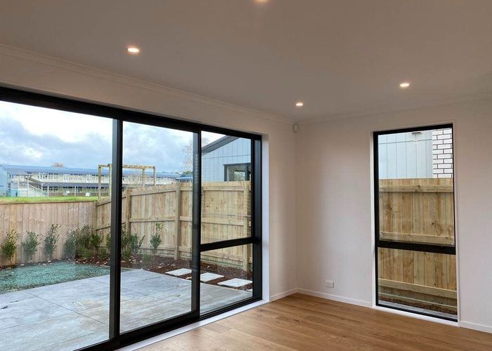  at 6 Manahi Lane, Panmure, Auckland City, Auckland