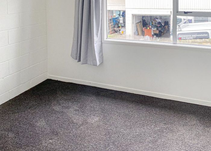  at 2/52 Fruitvale Road, New Lynn, Waitakere City, Auckland