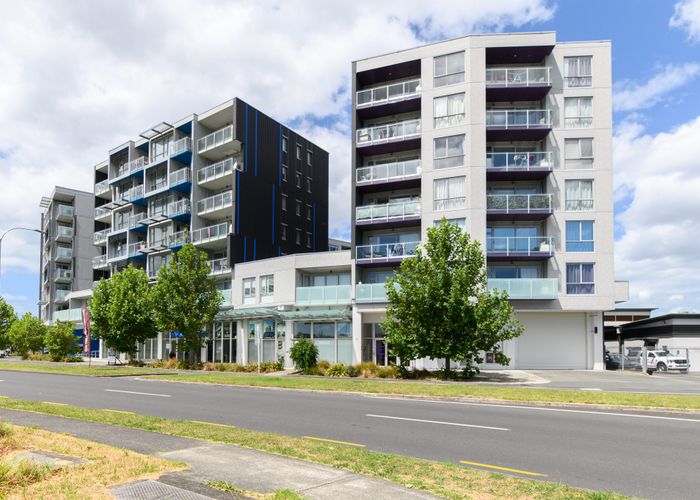  at 106/25 Don Mckinnon Drive, Albany, North Shore City, Auckland