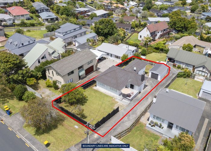  at 1/232 East Coast Road, Forrest Hill, Auckland