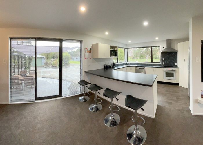 at 729 Makerua Road, Tokomaru, Horowhenua, Manawatu / Whanganui