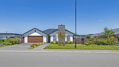  at 5 Barton Fields Drive, Lincoln, Lincoln