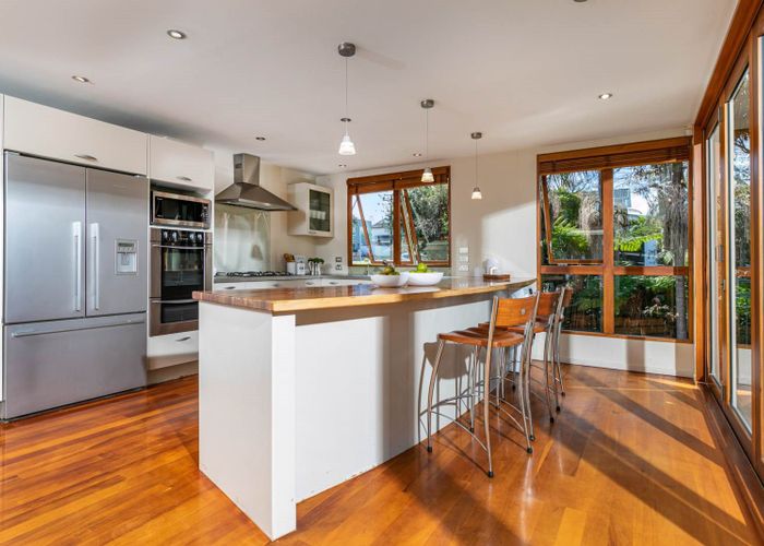  at 11 Ringwood Street, Torbay, Auckland