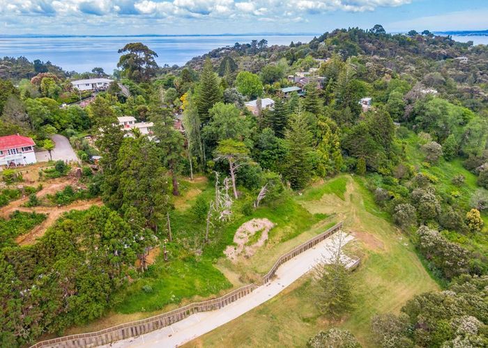  at 661B South Titirangi Road, Titirangi, Waitakere City, Auckland