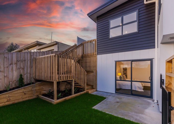  at Units 1-4/52 Gibson Road, Dinsdale, Hamilton, Waikato