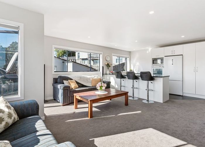  at 1/27 Rangatira Rd, Birkdale, North Shore City, Auckland