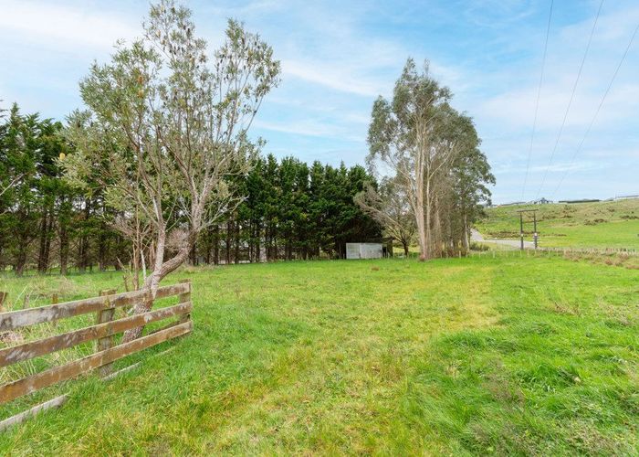  at 205 Valley Views, Fitzherbert, Palmerston North