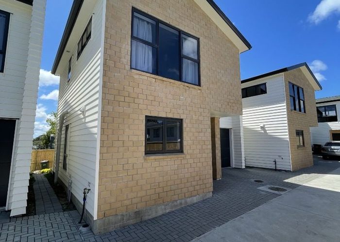  at 367c Don Buck Road, Massey, Waitakere City, Auckland