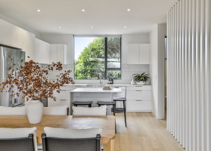  at 2/52 Sainsbury Road, Mount Albert, Auckland City, Auckland