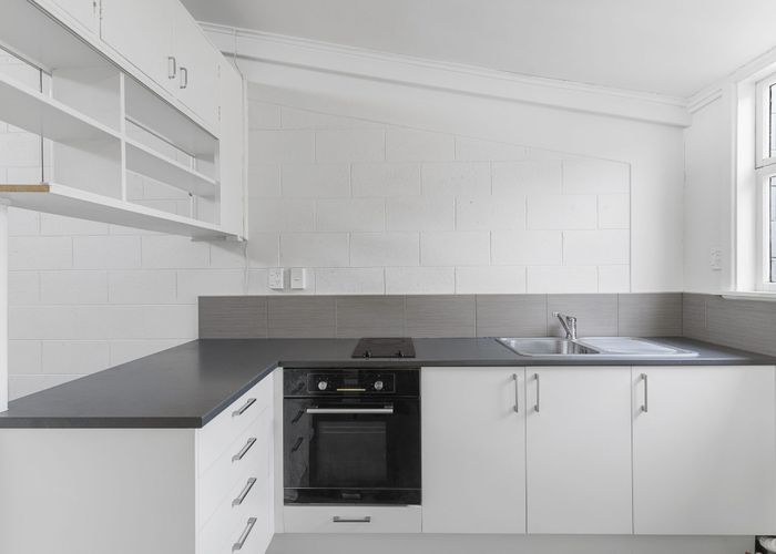  at 12/27 Mokoia Road, Birkenhead, North Shore City, Auckland