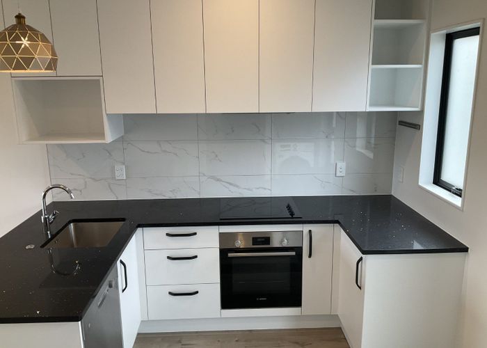  at 9/41 Routley Drive, Glen Eden, Auckland