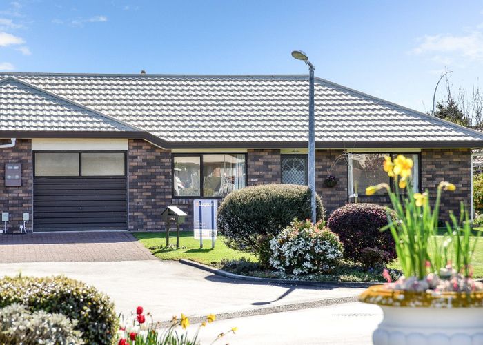  at 4/102 Admiral Crescent, Flagstaff, Hamilton, Waikato