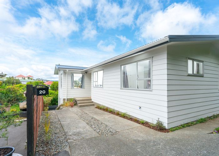  at 20 Salford Street, Newlands, Wellington