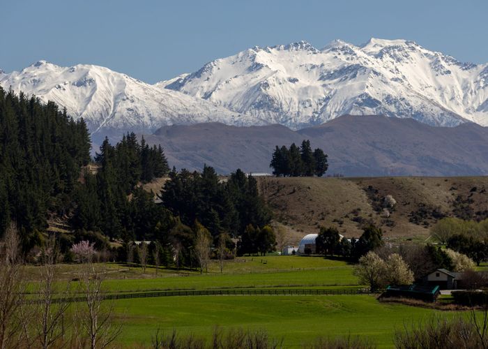  at 2 Jackson Rise, Luggate, Wanaka, Otago