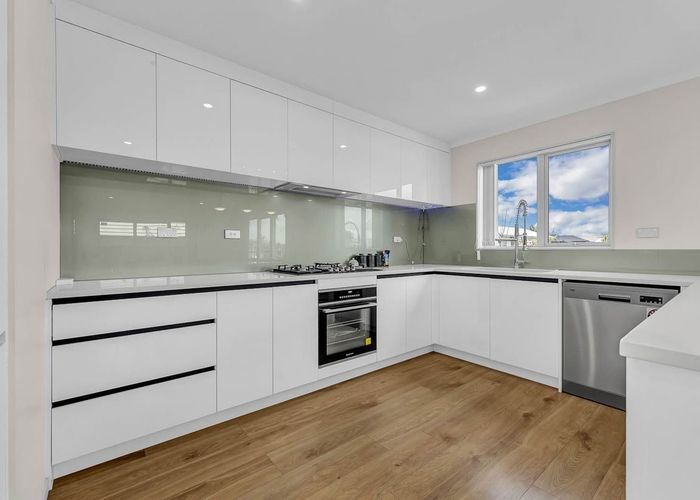  at 95D Raglan Street, Mangere East, Manukau City, Auckland