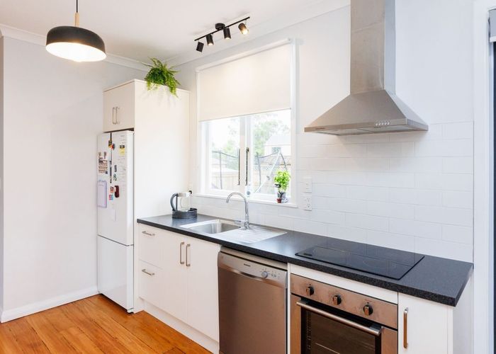  at 77 Hillcrest Dr, Kelvin Grove, Palmerston North, Manawatu / Whanganui