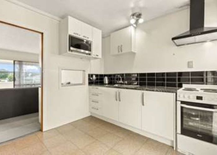  at 1/8 Maunu Road, Papatoetoe, Manukau City, Auckland
