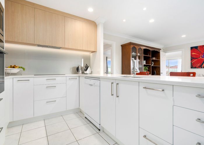  at 3 Chelmsley Avenue, Henderson, Auckland