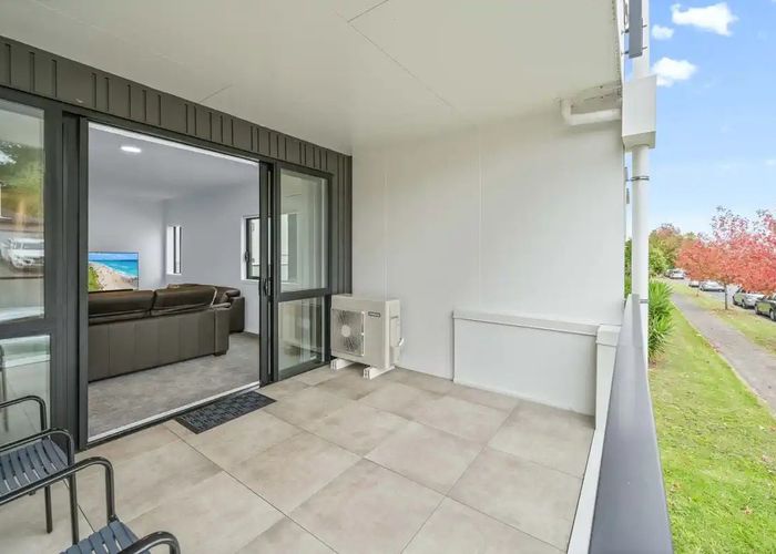  at 20/11 Carlos Drive, Flat Bush, Auckland