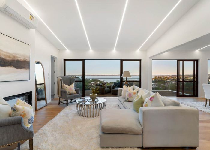  at 97B Bleakhouse Road, Mellons Bay, Manukau City, Auckland