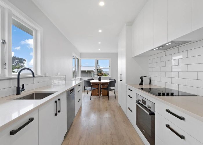  at 66 Divich Avenue, Te Atatu South, Waitakere City, Auckland