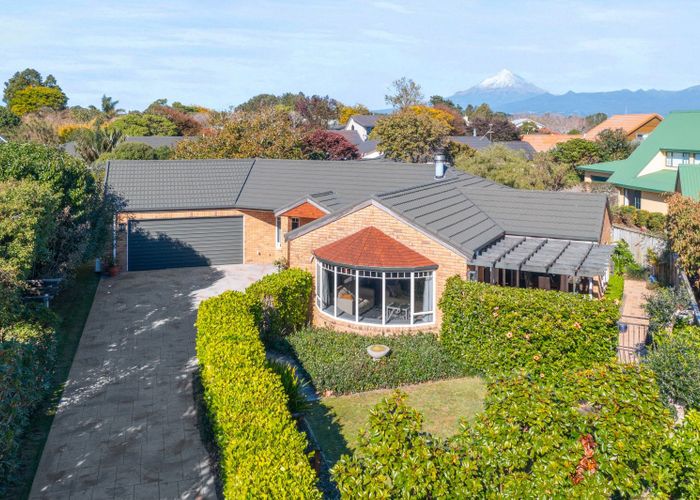  at 9 Taylor Place, Merrilands, New Plymouth