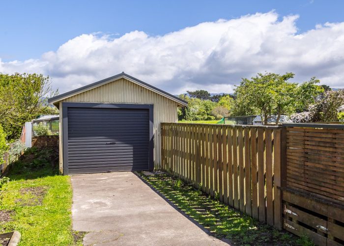  at 6 South Featherston Road, South Featherston, Featherston