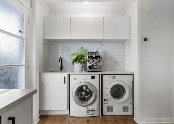  at 35 Fairclough Road, Beach Haven, North Shore City, Auckland