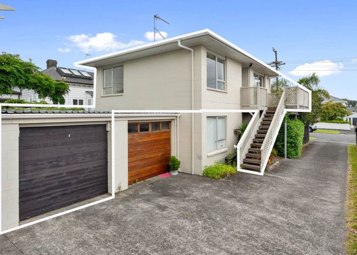  at 3/132 Victoria Road, Devonport, North Shore City, Auckland
