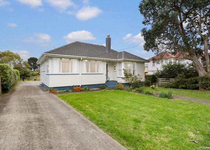  at 27 Fyvie Avenue, Mount Roskill, Auckland City, Auckland